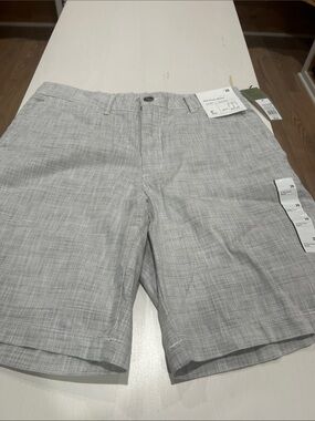 Goodfellow & Co Light Gray Textured Flat Front Shorts